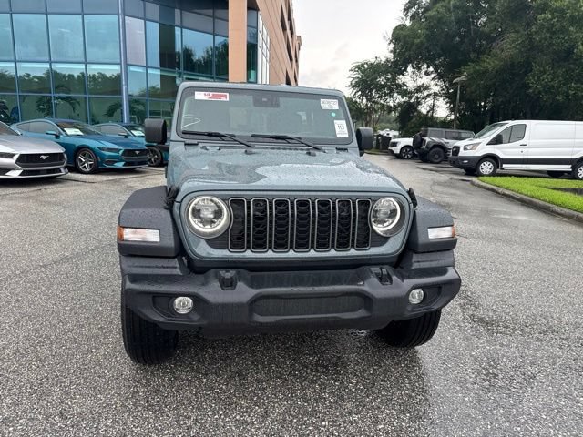 Used 2025 Jeep Wrangler Unlimited Sport AWD/4WD image 11