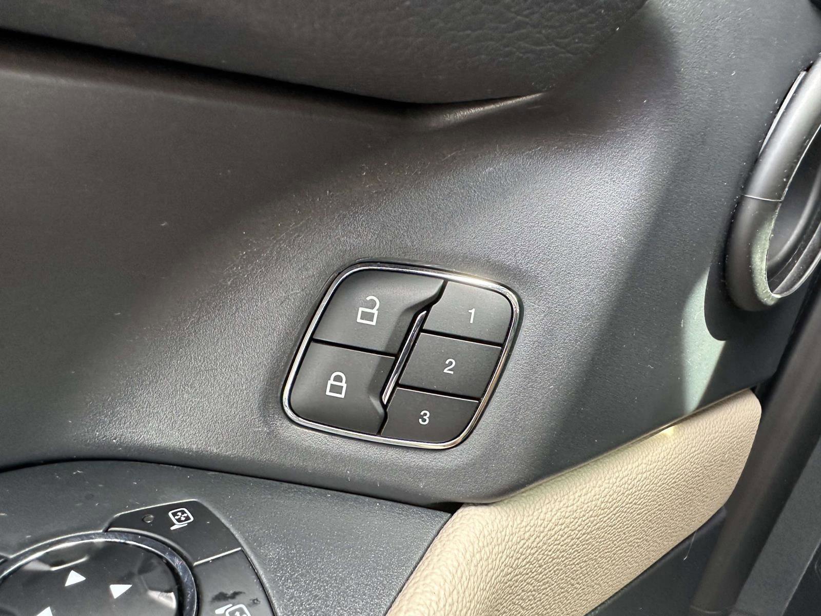 Certified 2024 Ford Expedition Max Limited AWD/4WD image 32