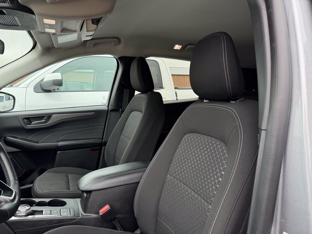 Certified 2024 Ford Escape Active AWD/4WD image 7
