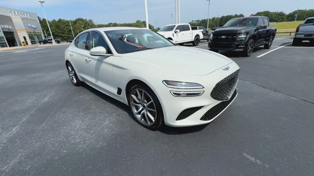 Used 2026 Genesis G70 2.5T RWD image 2