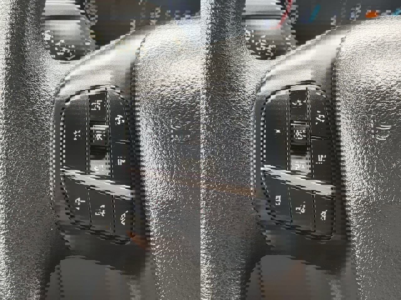 Certified 2022 Ford Transit 350 XLT image 24