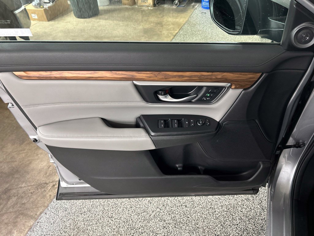Used 2022 Honda CR-V Touring image 14