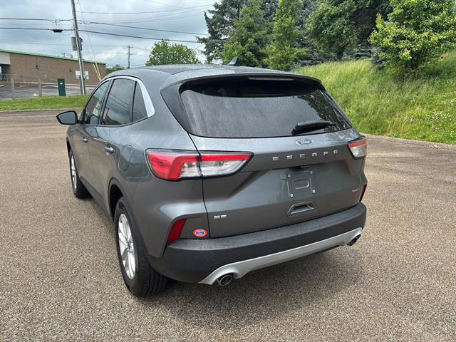 Certified 2022 Ford Escape SE AWD/4WD image 2