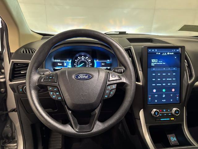 Certified 2024 Ford Edge SE w/ Black Appearance Package AWD/4WD image 5