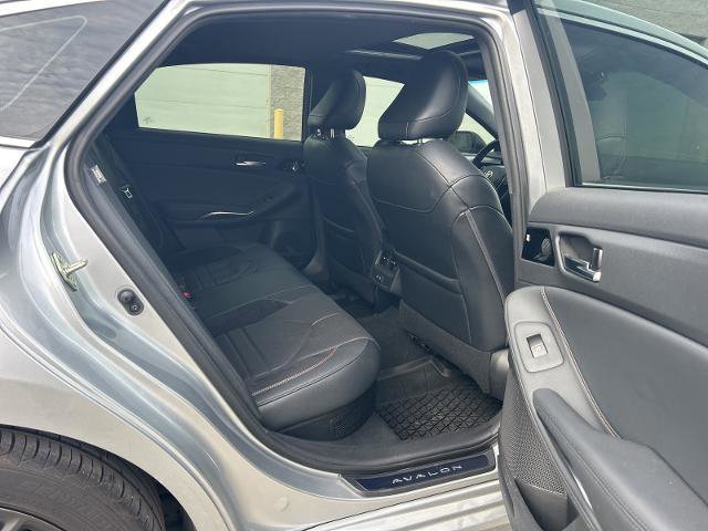 Used 2020 Toyota Avalon XSE w/ All Weather Liner Package image 13