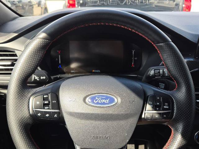 Certified 2025 Ford Escape ST-Line Select AWD/4WD image 29