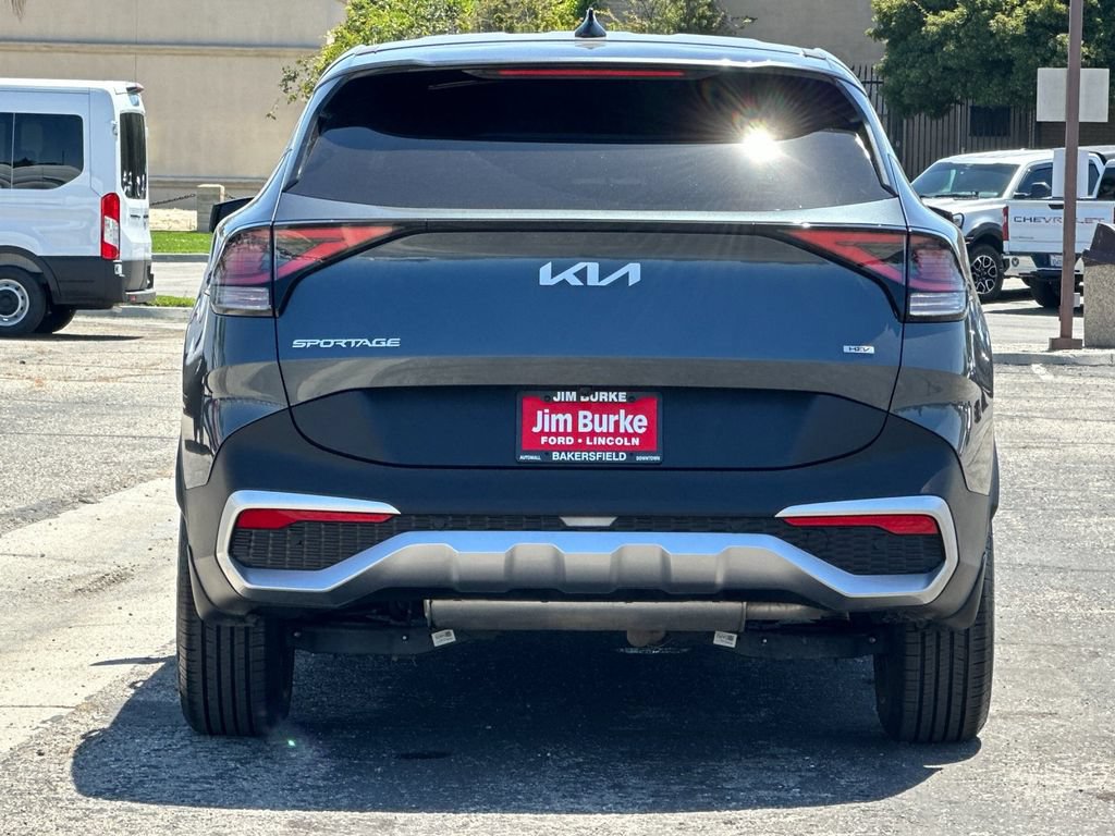 Used 2023 Kia Sportage LX AWD/4WD image 4