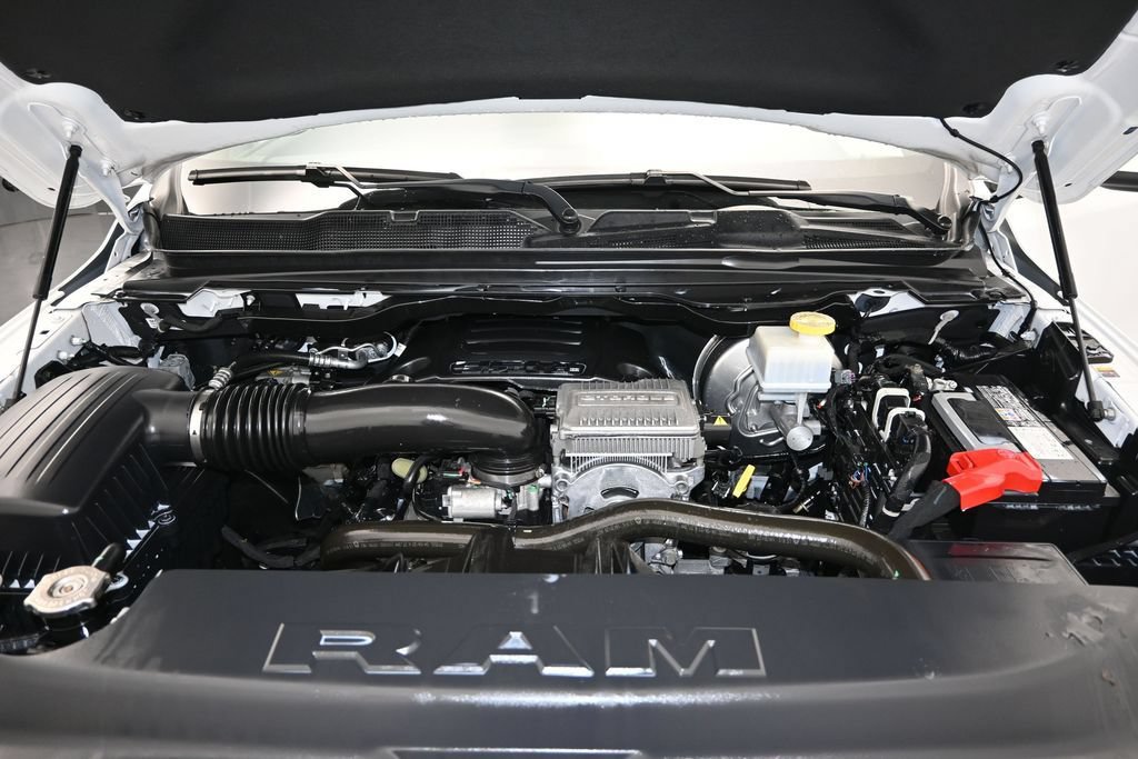 Used 2023 RAM 1500 Laramie AWD/4WD image 15