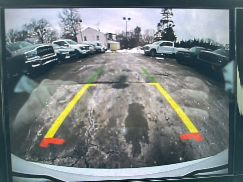 Used 2019 Chrysler Pacifica Touring-L Plus w/ Tire & Wheel Group image 26