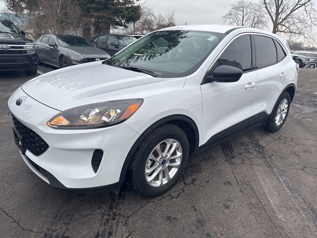 Certified 2022 Ford Escape SE image 13