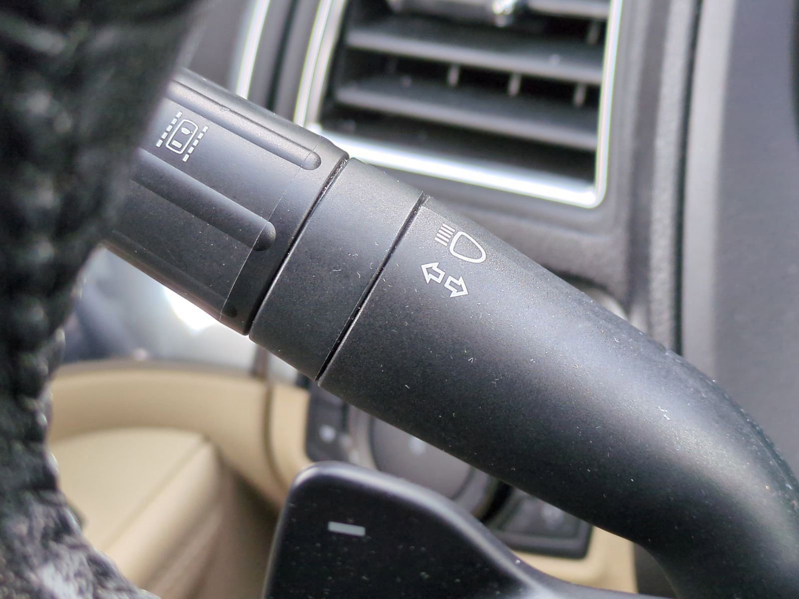 Certified 2017 Ford Explorer Limited w/ Equipment Group 301A image 35