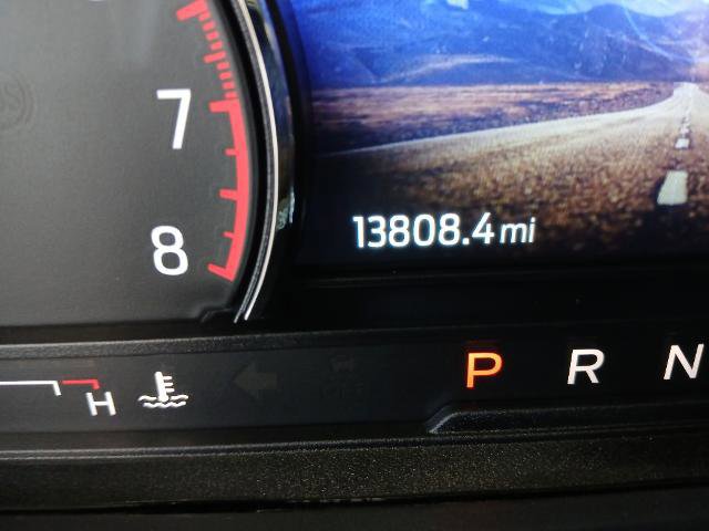 Certified 2022 Ford Explorer Limited w/ Class IV Trailer Tow Package image 14