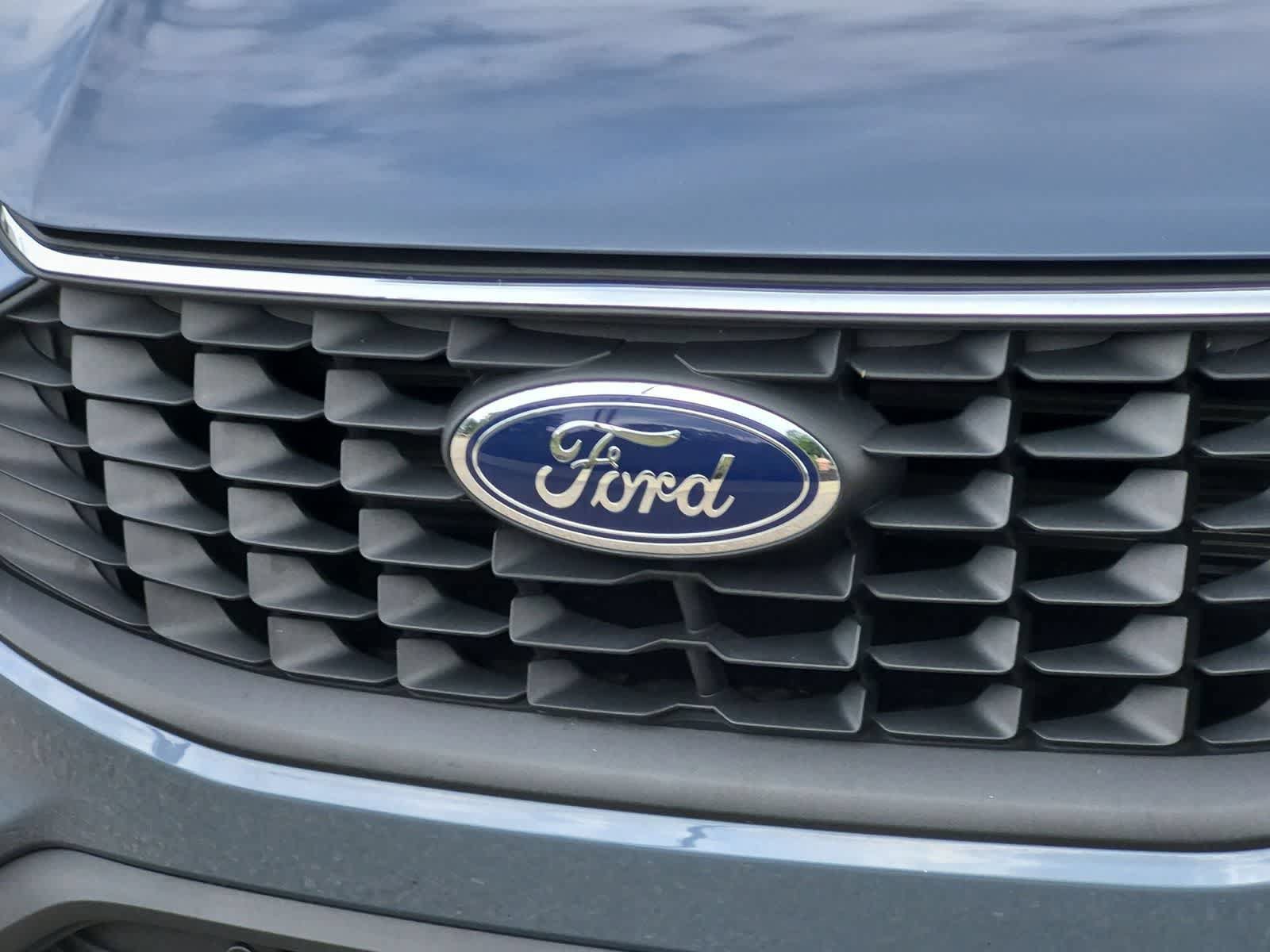 Certified 2023 Ford Escape Active AWD/4WD image 12