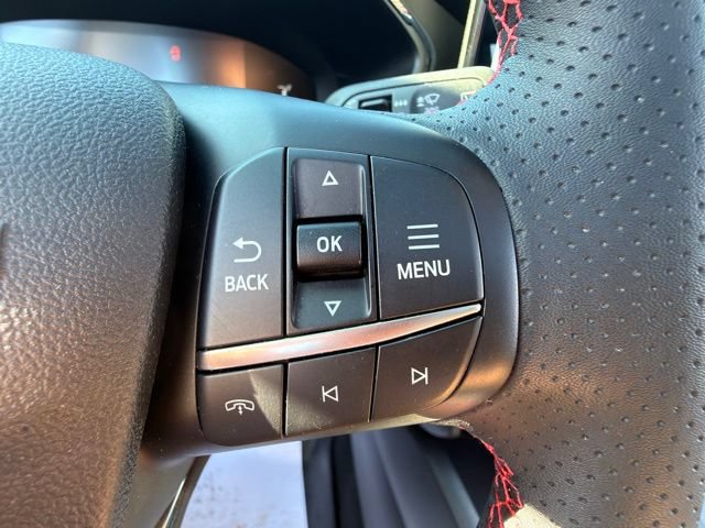Certified 2023 Ford Escape ST-Line w/ Tech Pack #1 AWD/4WD image 17