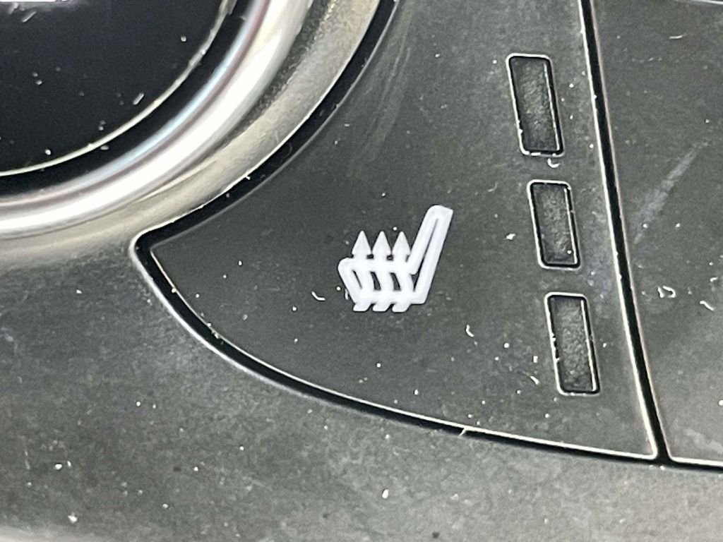 Used 2023 Chevrolet Traverse LT image 19