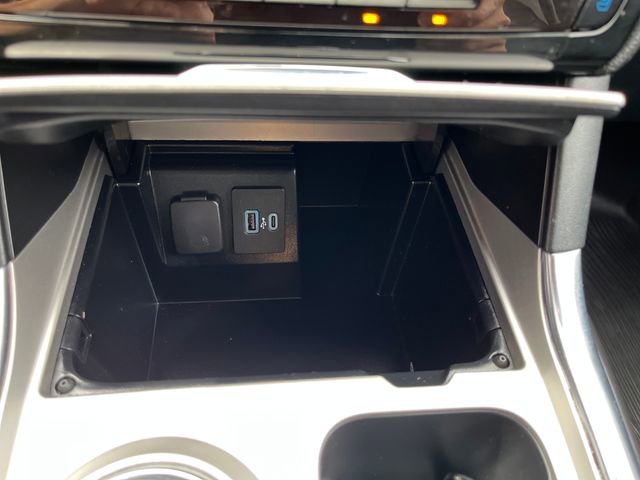 Certified 2022 Ford Explorer Limited AWD/4WD image 36