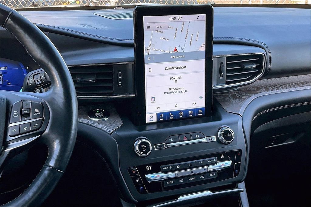 Certified 2020 Ford Explorer Platinum w/ Premium Technology Package image 5