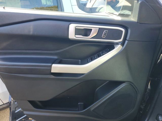 Certified 2023 Ford Explorer XLT image 20