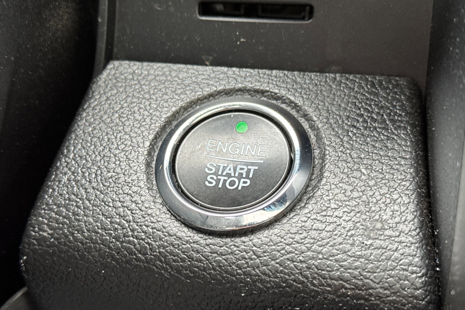 Certified 2020 Ford Expedition XLT w/ Equipment Group 202A image 24