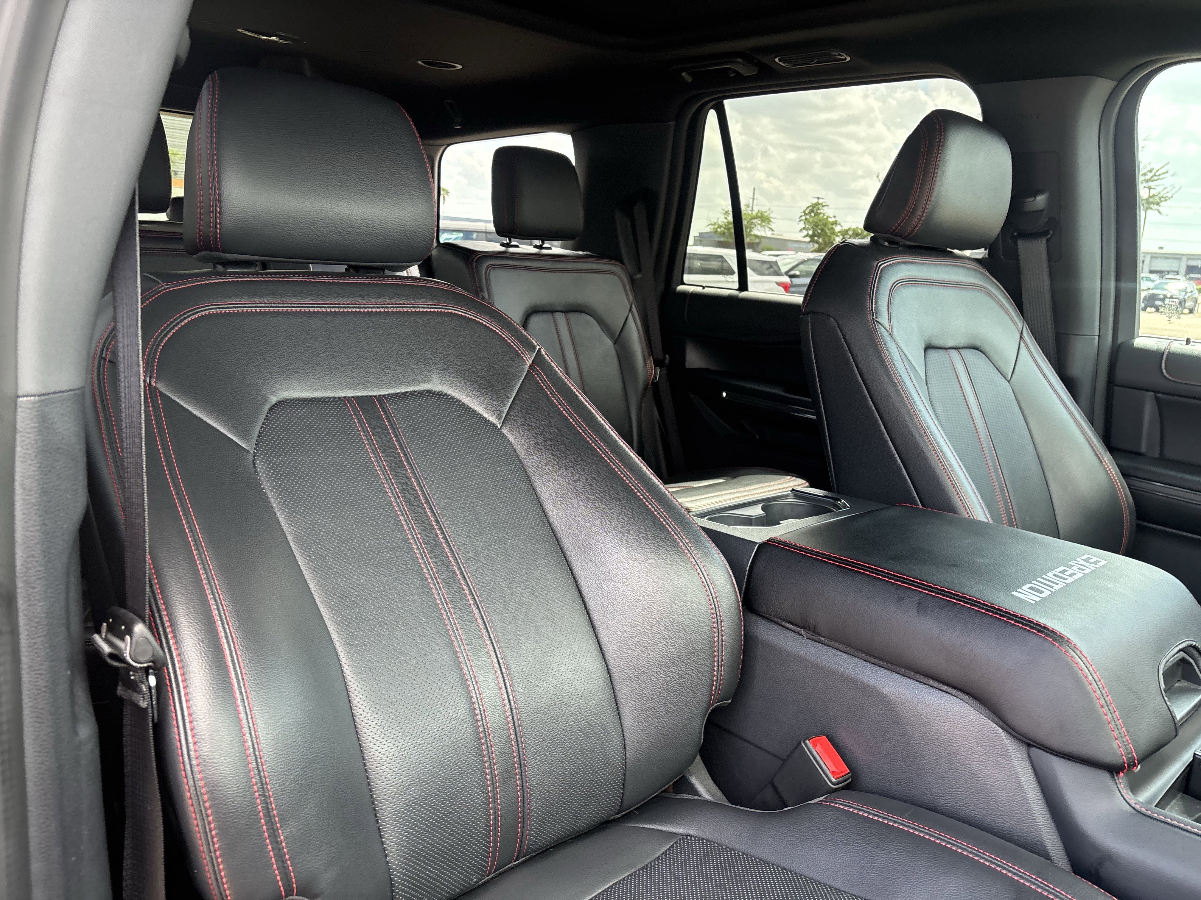 Certified 2023 Ford Expedition Limited RWD image 28