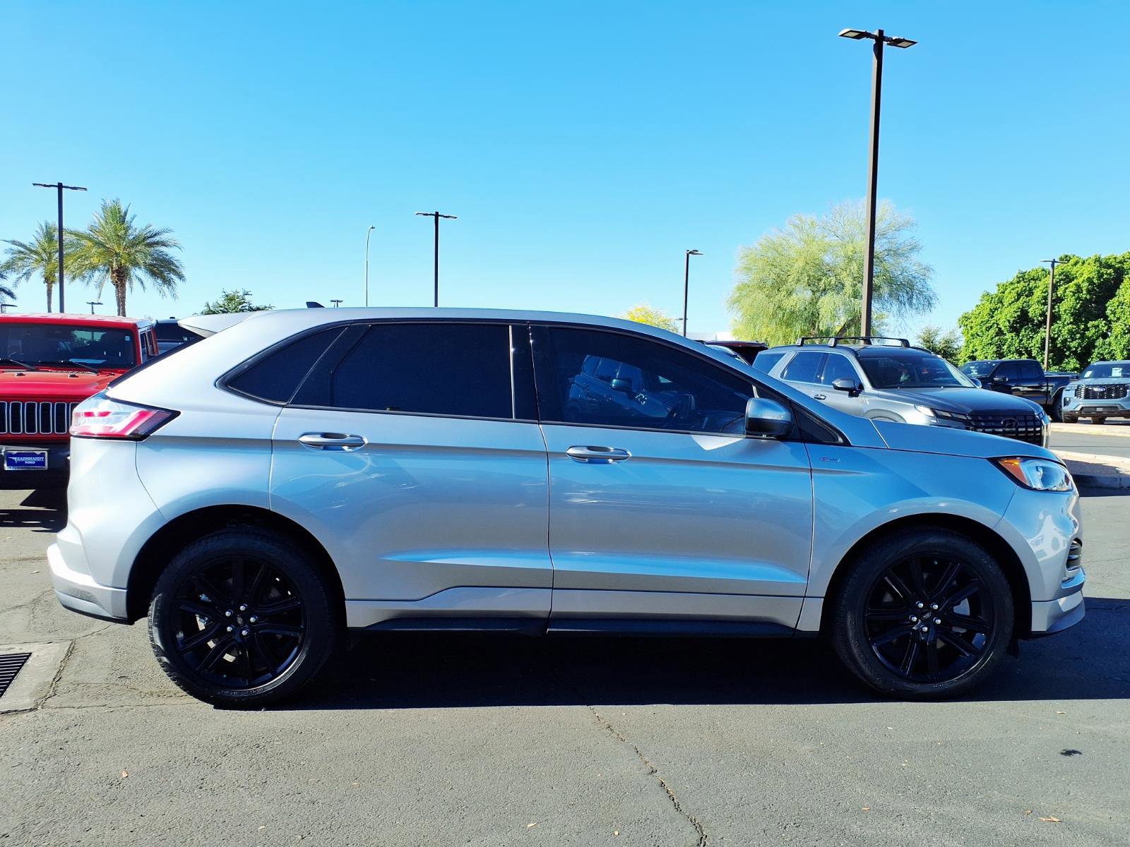 Certified 2023 Ford Edge ST-Line image 2