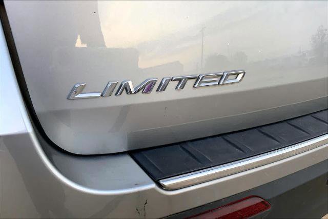 Certified 2024 Ford Explorer Limited image 13