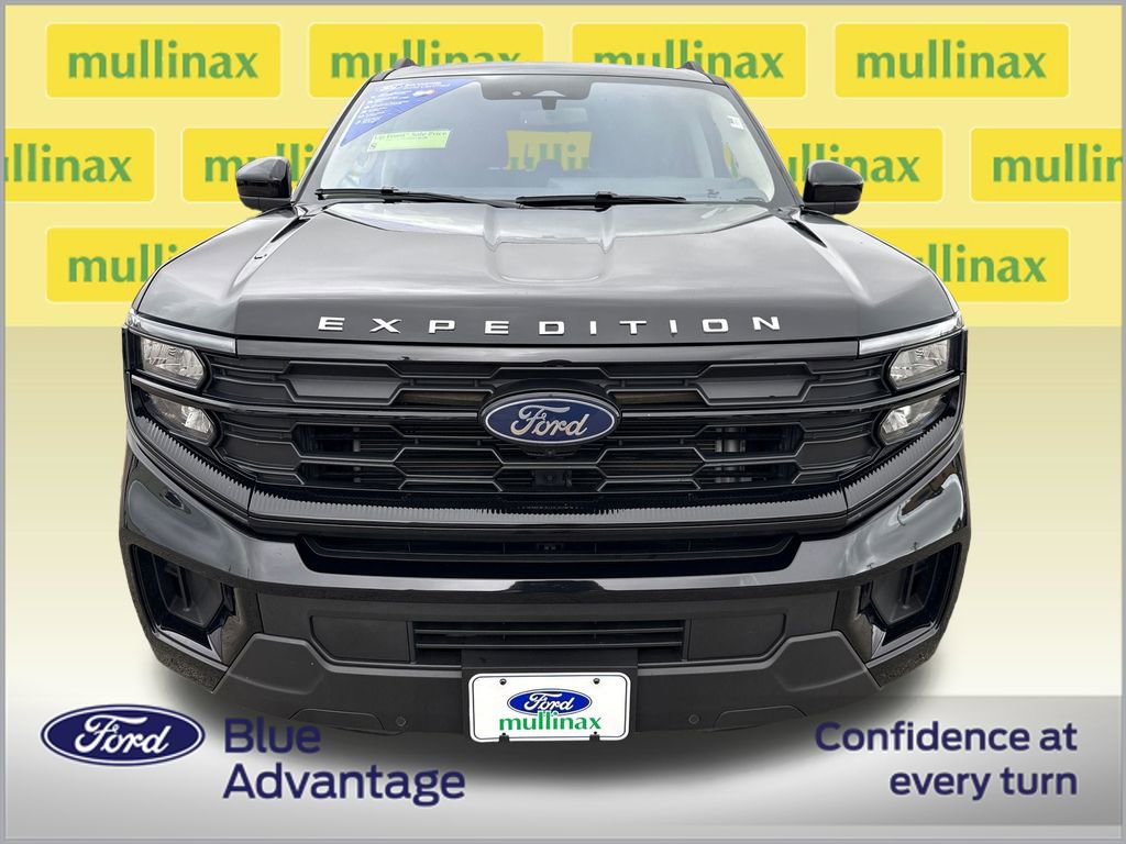 Certified 2025 Ford Expedition Max Active image 11