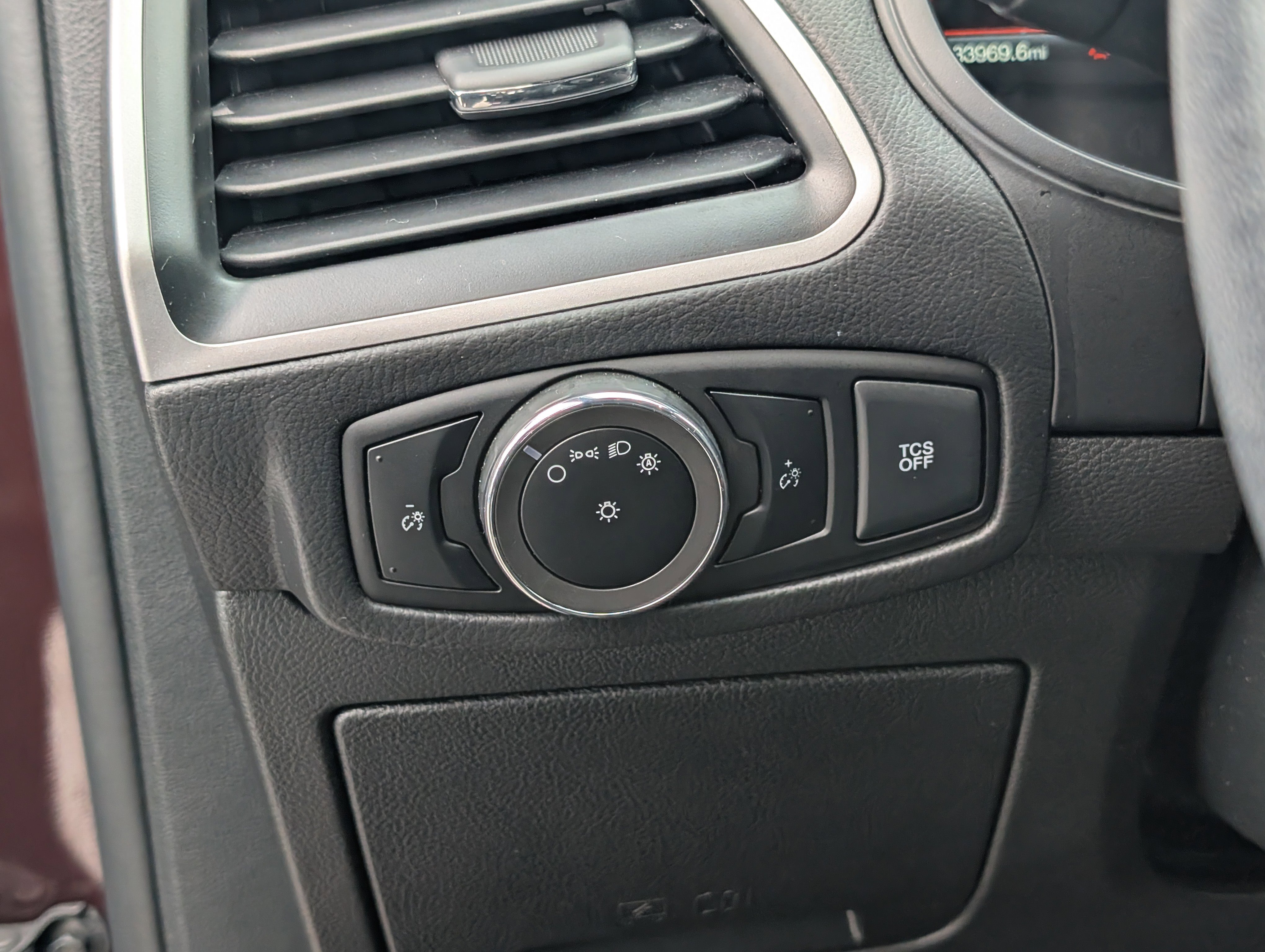 Certified 2024 Ford Edge SEL image 21