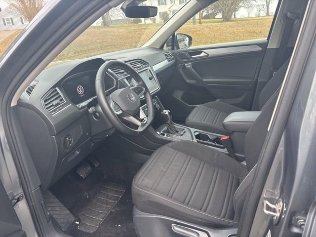 Used 2024 Volkswagen Tiguan S image 8