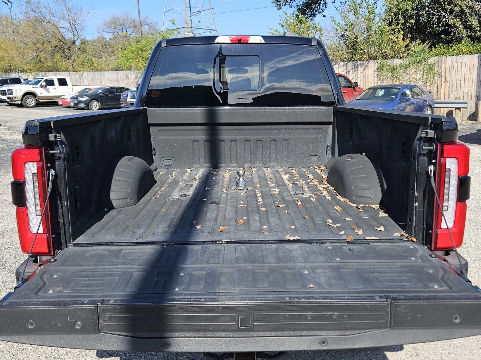 Certified 2024 Ford F250 Limited w/ FX4 Off-Road Package image 32