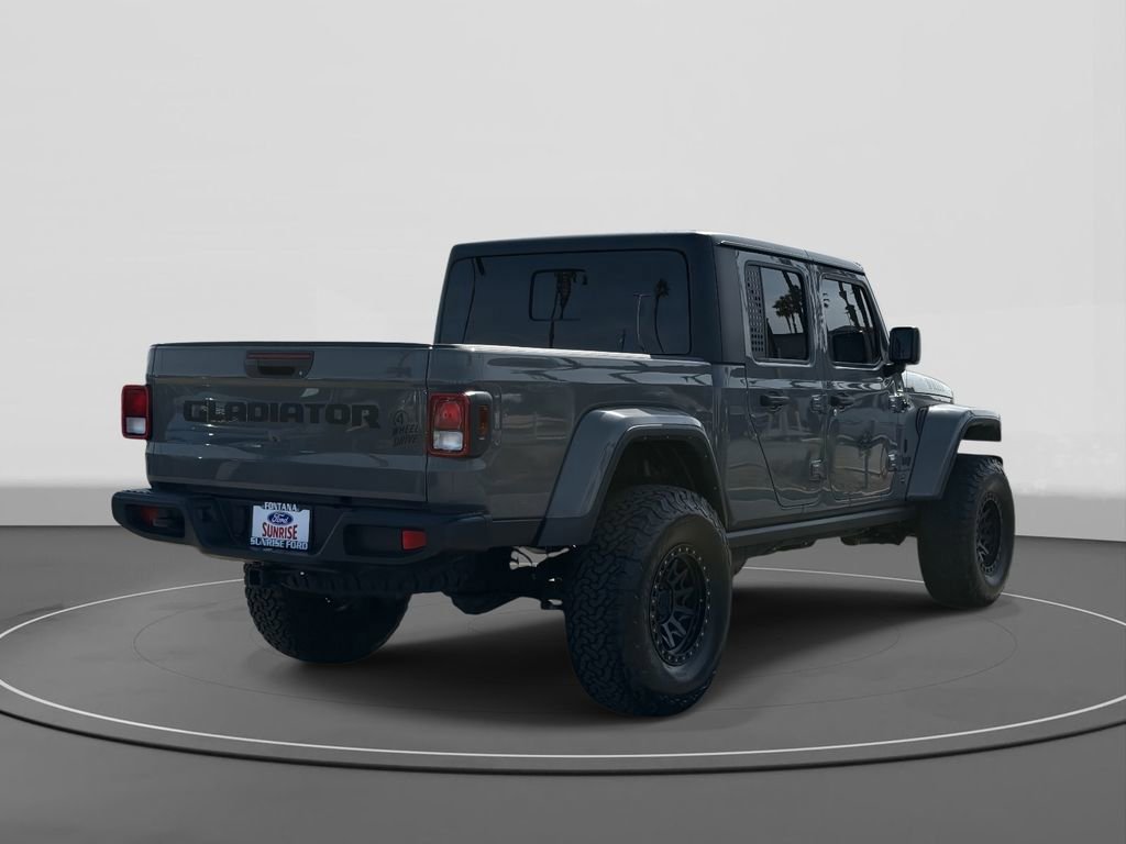 Used 2023 Jeep Gladiator Willys image 4