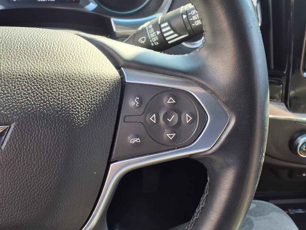 Used 2023 Chevrolet Traverse LT AWD/4WD image 19