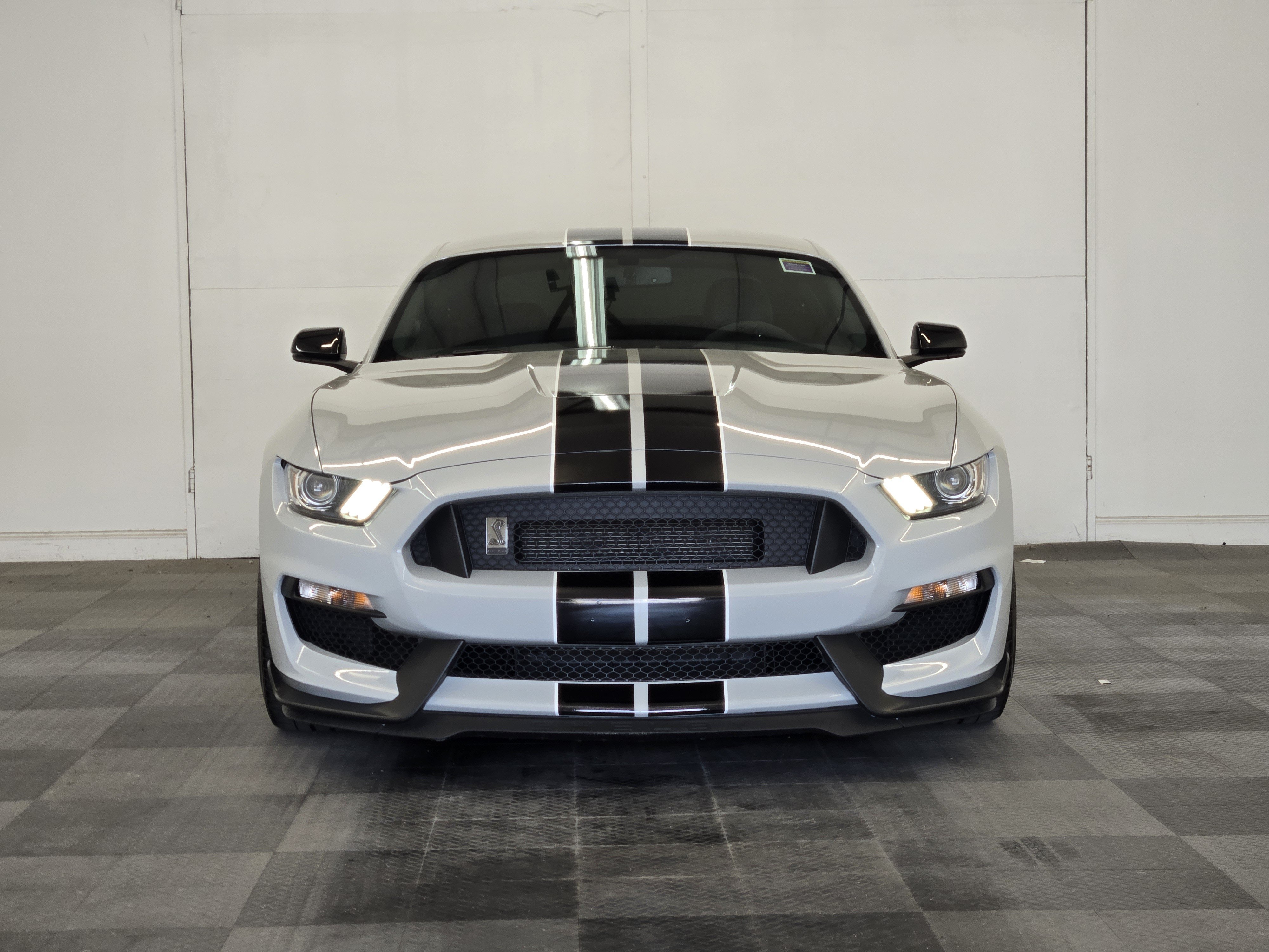 Certified 2017 Ford Mustang Shelby GT350 RWD image 3