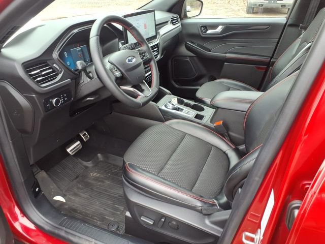 Certified 2024 Ford Escape ST-Line w/ Tech Pack #1 image 16