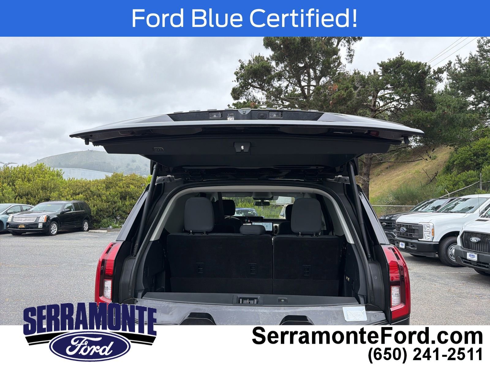 Certified 2025 Ford Expedition Active AWD/4WD image 7