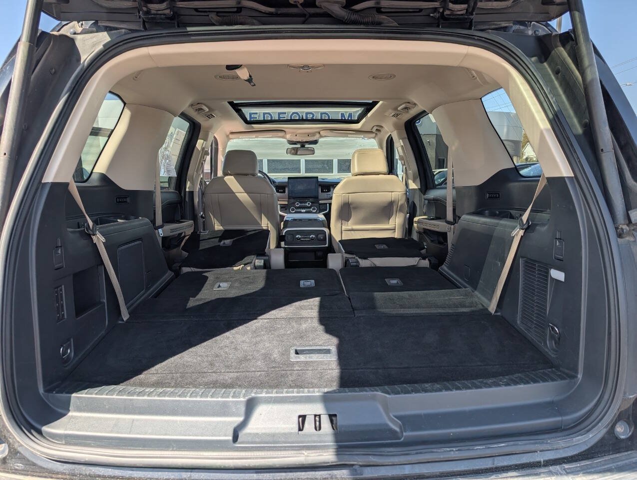 Certified 2024 Ford Expedition Limited AWD/4WD image 16