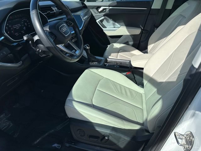 Used 2023 Audi Q3 2.0T Premium w/ Convenience Package AWD/4WD image 21