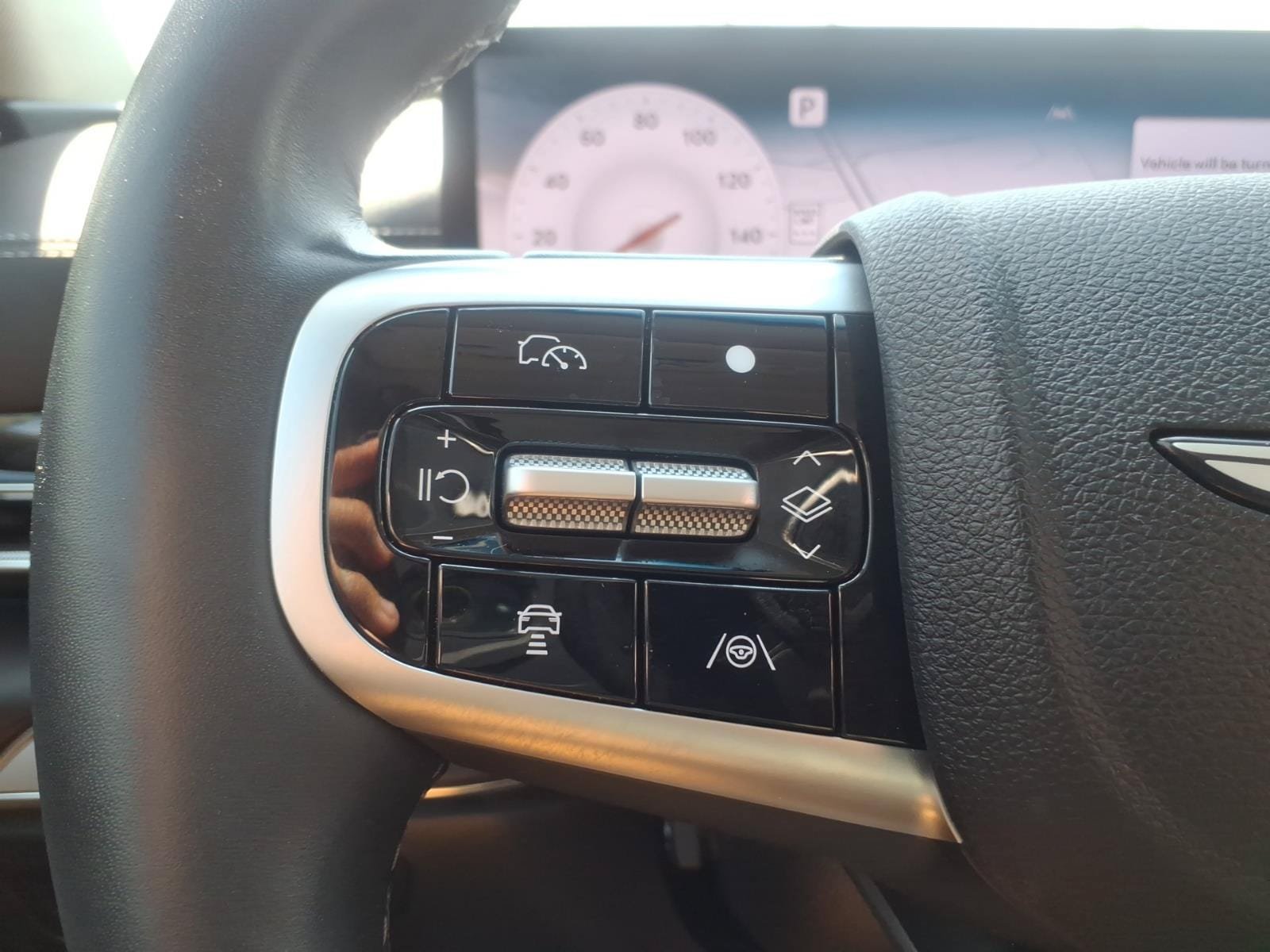 Used 2025 Genesis GV80 2.5T Standard AWD/4WD image 21
