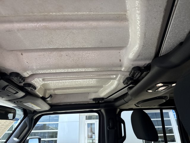 Used 2020 Jeep Wrangler Unlimited Sport S AWD/4WD image 19