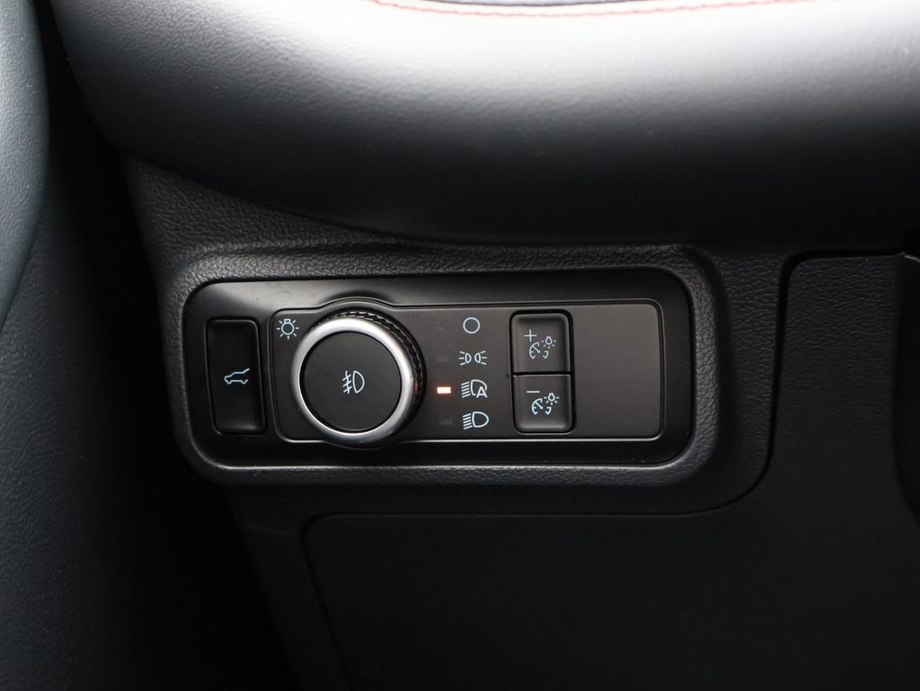 Certified 2025 Ford Explorer ST-Line w/ ST-Line Street Pack AWD/4WD image 33