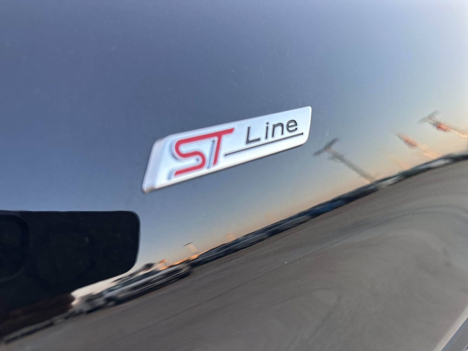 Certified 2025 Ford Explorer ST-Line image 40