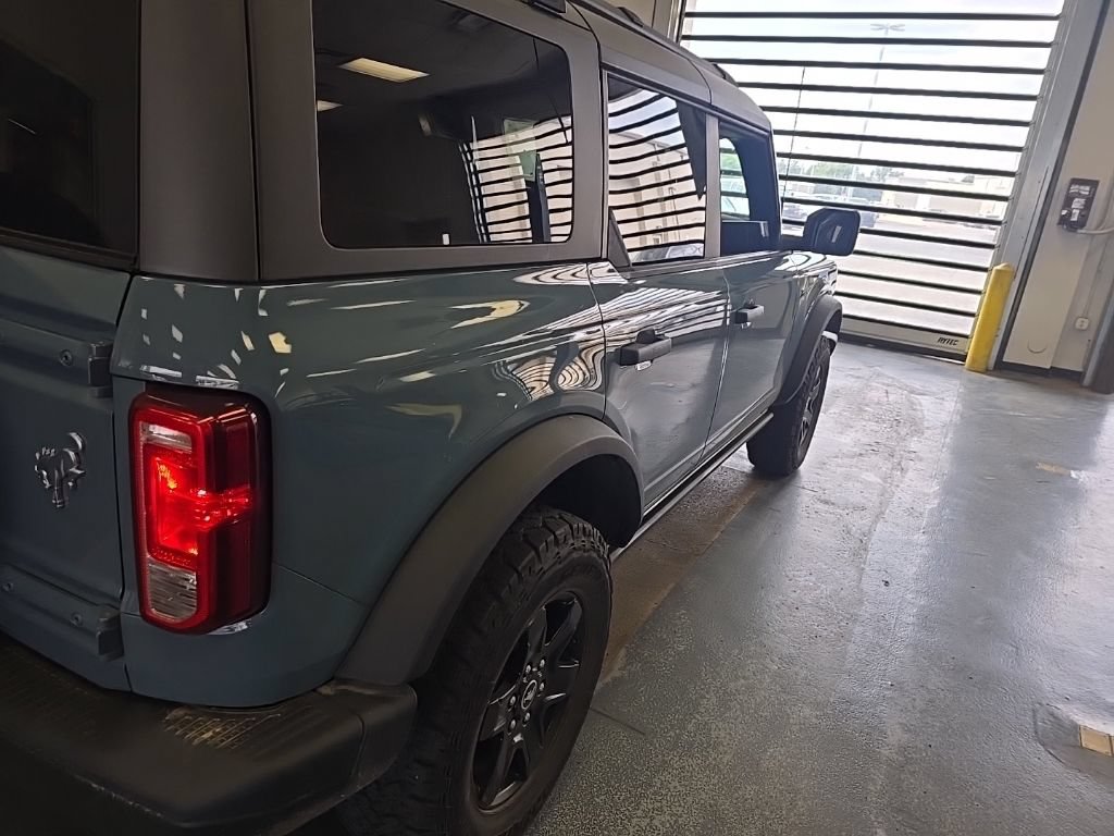 Certified 2022 Ford Bronco Black Diamond AWD/4WD image 4