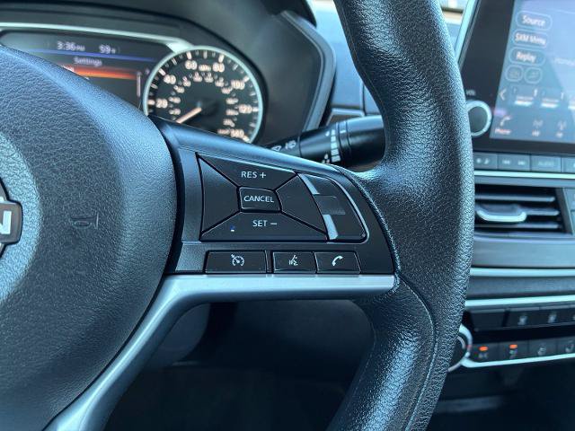 Used 2025 Nissan Altima 2.5 SV AWD/4WD image 24