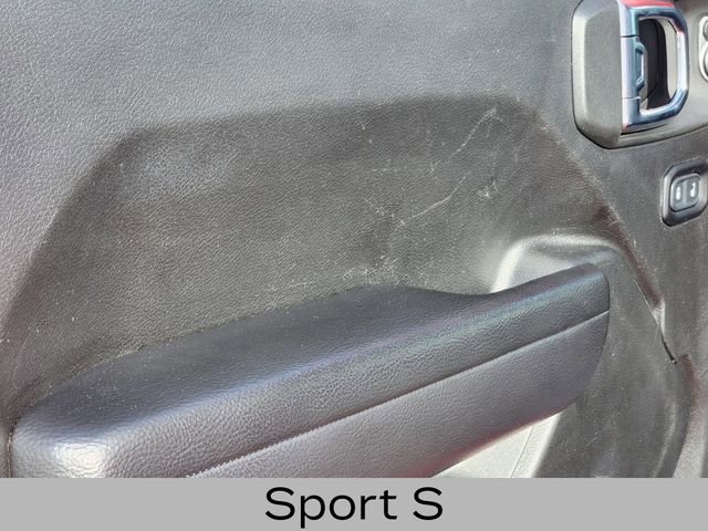 Used 2023 Jeep Wrangler Sport S image 12