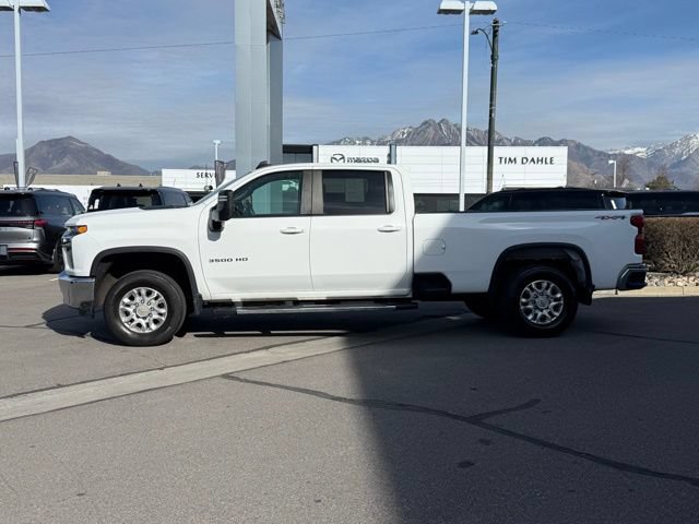 Used 2022 Chevrolet Silverado 3500 LT AWD/4WD image 5