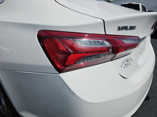 Used 2022 Chevrolet Malibu LT FWD image 35