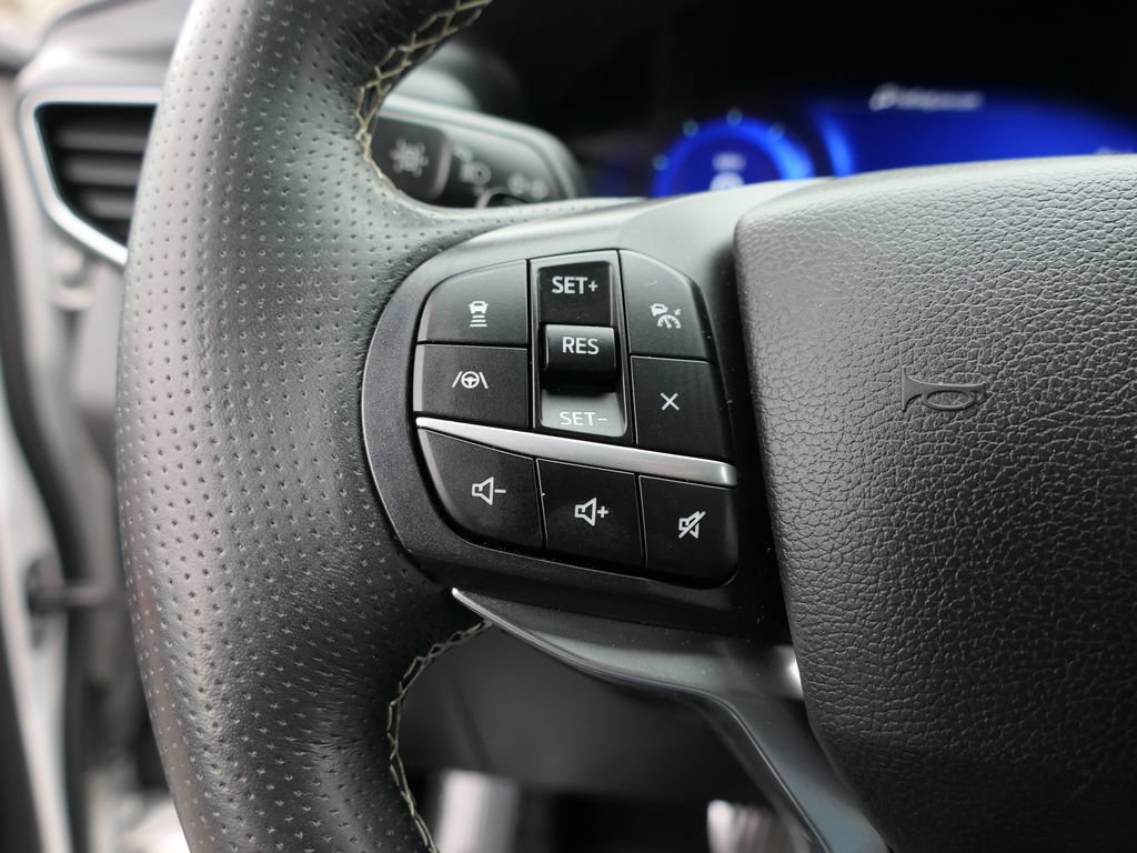 Certified 2020 Ford Explorer ST w/ Premium Technology Package AWD/4WD image 16