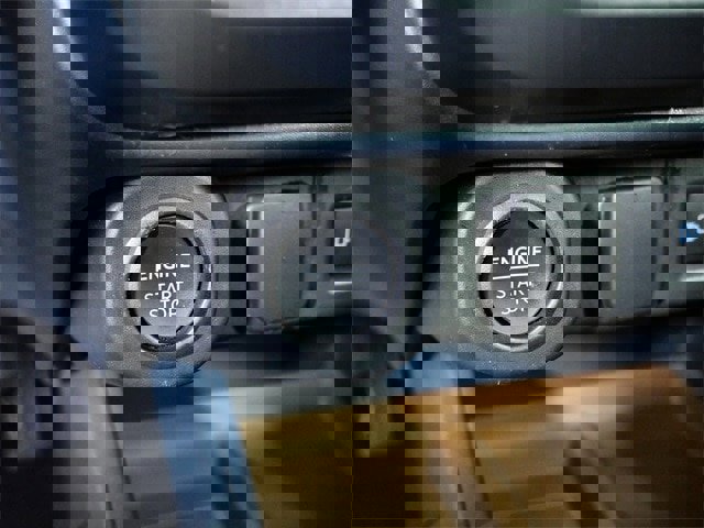 Certified 2022 Ford Maverick Lariat w/ Equipment Group 500A Standard image 24