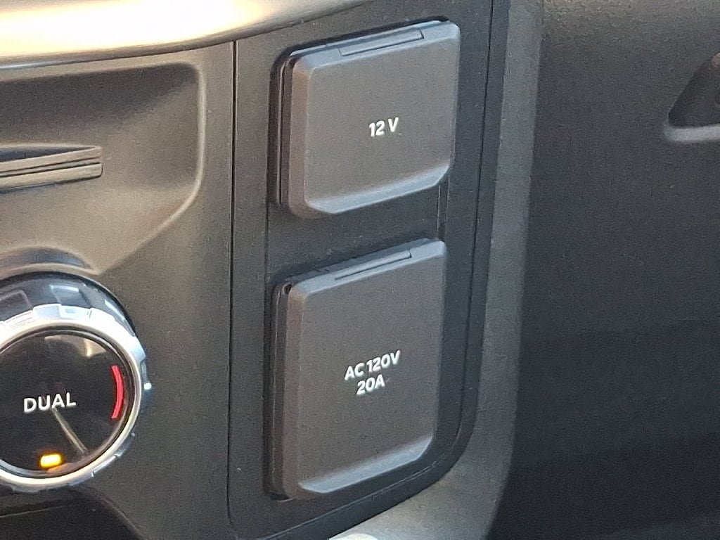 Certified 2023 Ford F150 Lariat w/ Equipment Group 502A High AWD/4WD image 25