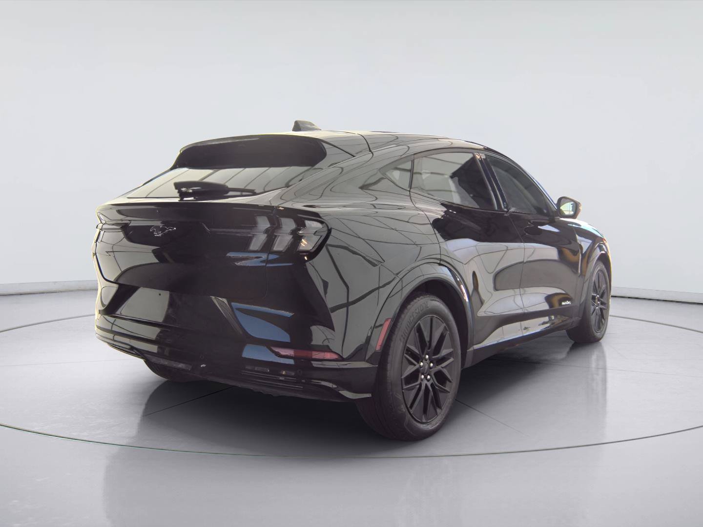 Certified 2025 Ford Mustang Mach-E Premium w/ Sport Appearance Package AWD/4WD image 3